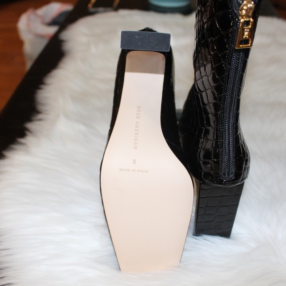 Good American, Square Toe Croc Embossed with Block Heel and back zipper boot - Picture 11 of 13